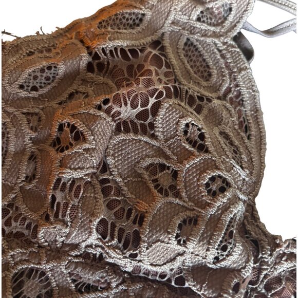 171. Mauve Lace Bralette – Size Large, Soft & Stretchy - Picture 3 of 3
